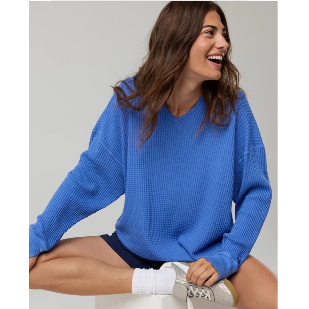 Offline By Aerie Waffle Knit Long Sleeve Notch Neck Top Blue Oversized Sz M